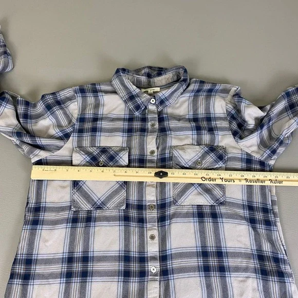 Maurices Plaid Flannel Shirt Women's Large Blue Gray Long Sleeve Button‎ Down - Picture 6 of 11